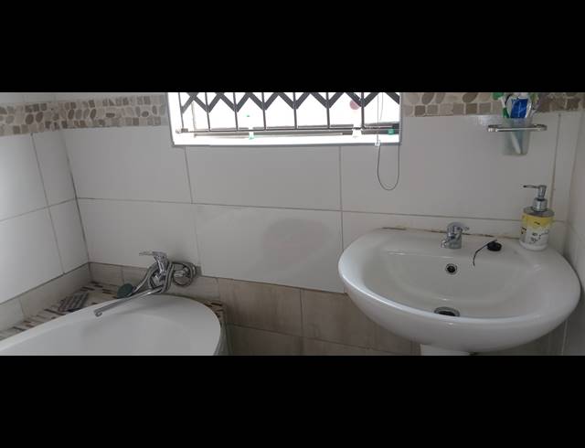 3 BEDROOM FREESTANDING FOR SALE IN LETSOPA